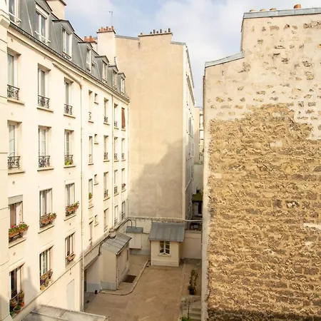 Beautiful In Beaugrenelle Paris